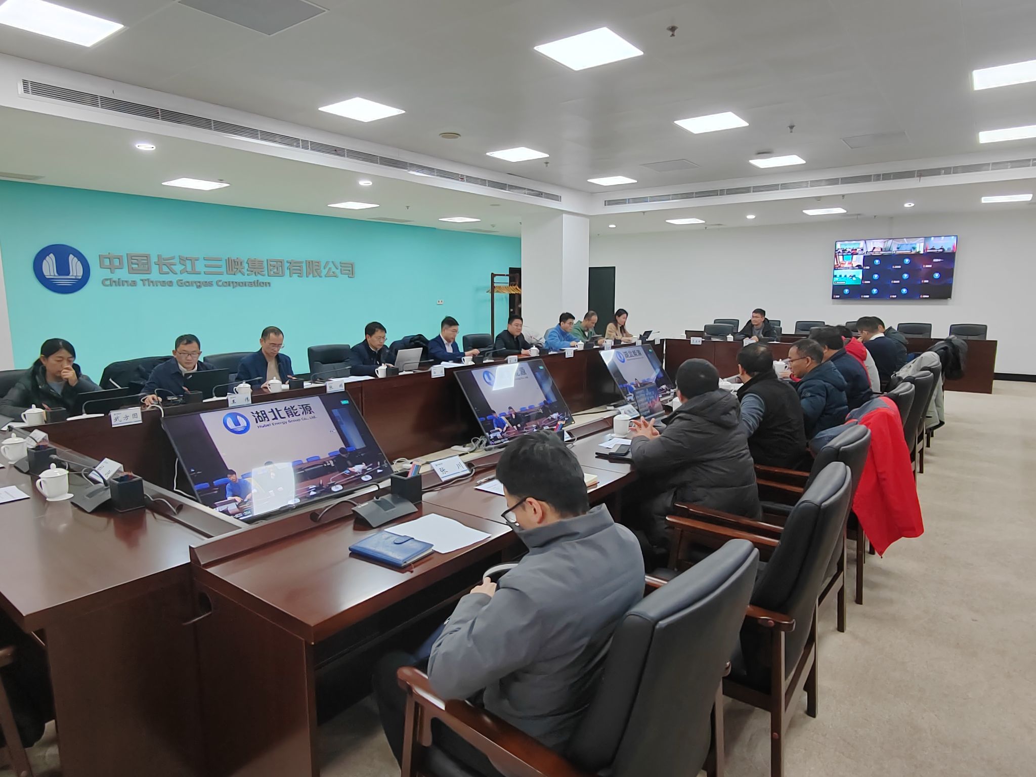 我校中國(guó)地質(zhì)大學(xué)(武漢)新能源學(xué)院與中國(guó)長(zhǎng)江三峽集團(tuán)開(kāi)展交流座談會(huì)-地大熱能 我校中國(guó)地質(zhì)大學(xué)(武漢)新能源學(xué)院與中國(guó)長(zhǎng)江三峽集團(tuán)開(kāi)展交流座談會(huì)-地大熱能