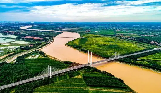 濱州市擬出讓地?zé)岬V業(yè)權(quán)32個(gè) 涵蓋供暖、溫泉洗浴、養(yǎng)殖3類應(yīng)用場景-地大熱能 濱州市擬出讓地?zé)岬V業(yè)權(quán)32個(gè) 涵蓋供暖、溫泉洗浴、養(yǎng)殖3類應(yīng)用場景-地大熱能